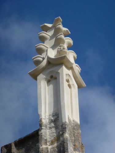 New-carved-stone-pinnacles