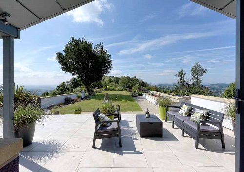 3-View-out-toi-malverns